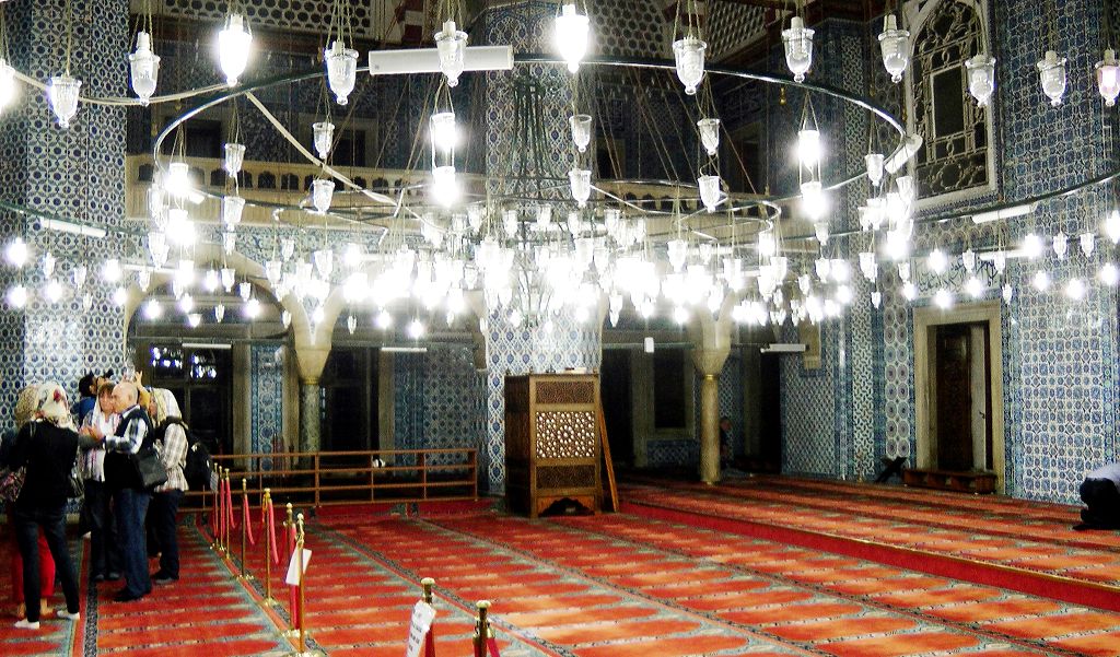 k-Ruestem Pascha Moschee -7