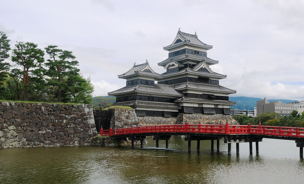 Matsumoto - Schwarze Kr�henburg (2)